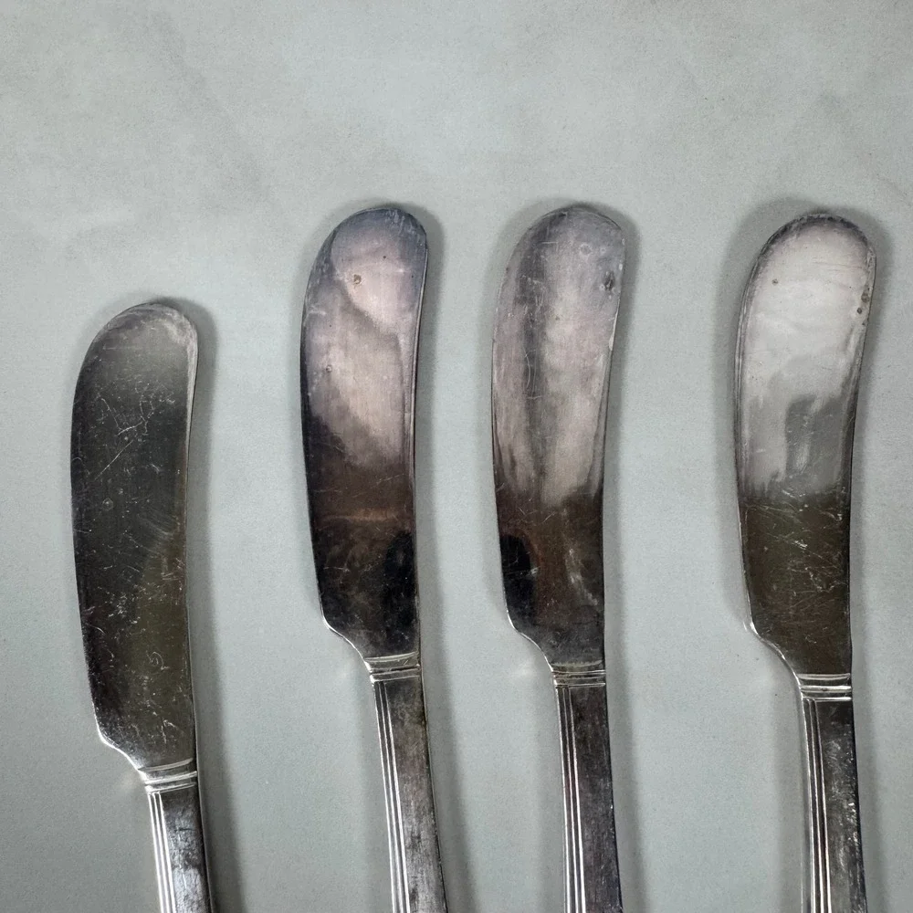 Set of 4 Oneida Nobility Plate Silver Plated Butter Spreader Knife Caprice Lot 2